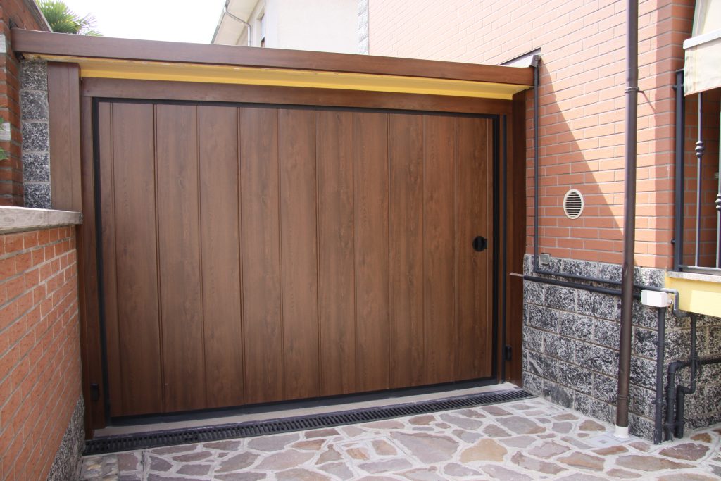 garage-chiusura-villa