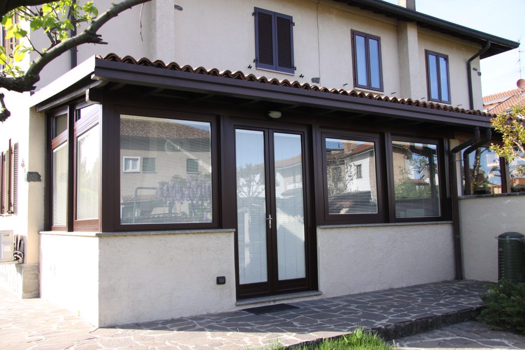 serramenti-legno-alluminio-chiusura-veranda