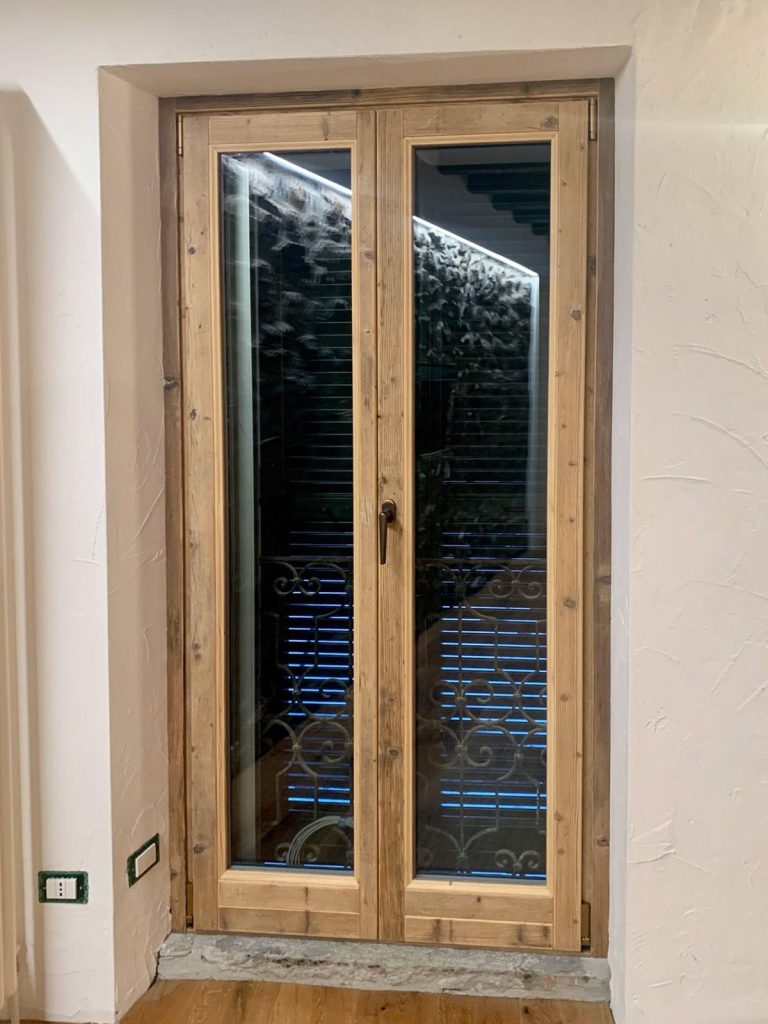 serramento-legno-rustico