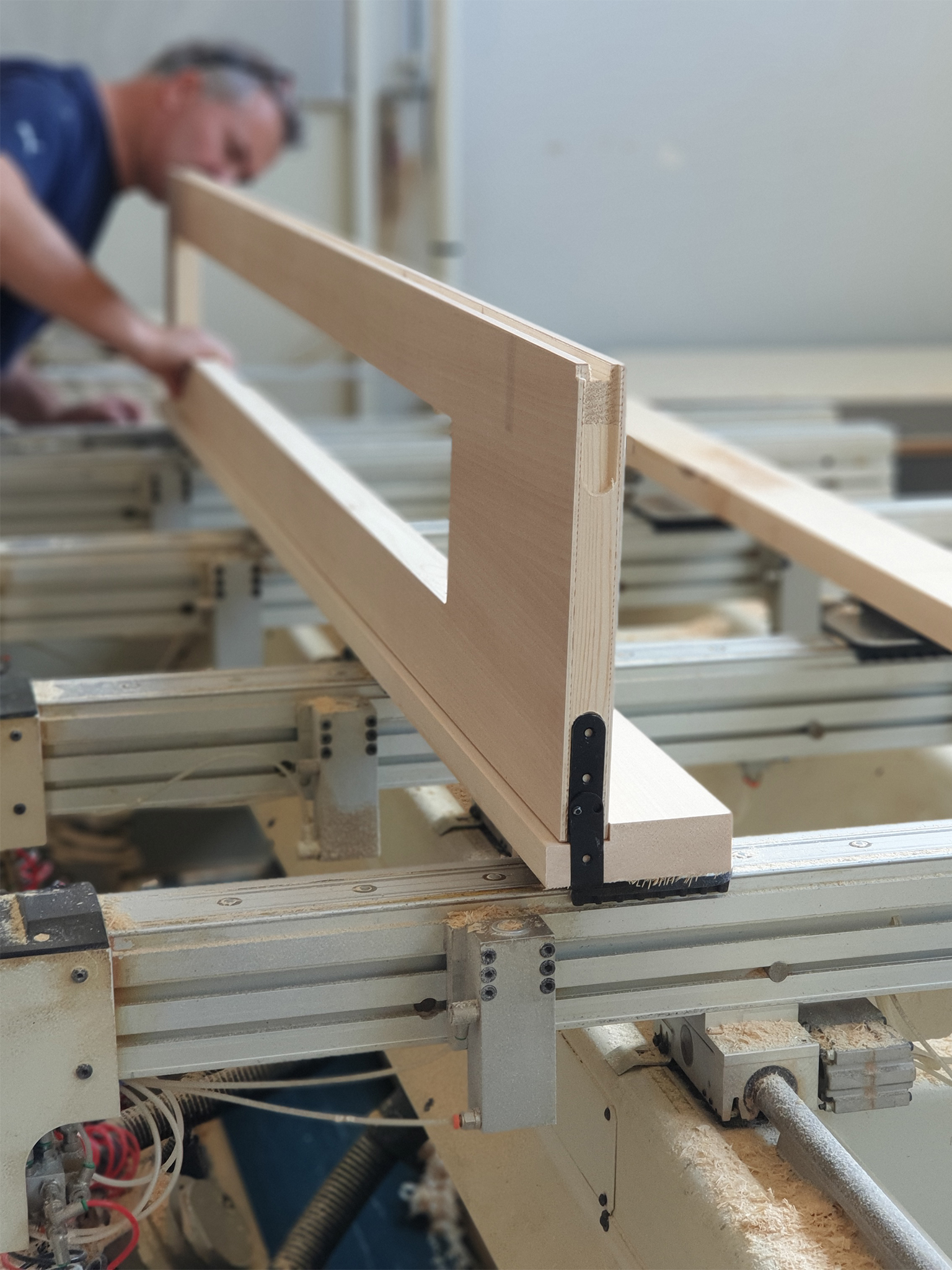 lavorazione-serramento-in-legno